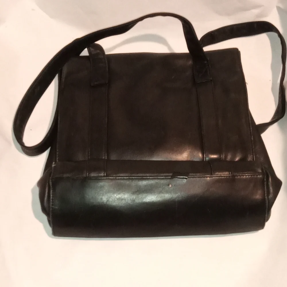 Preview Collection Handbag - Picture 9 of 10
